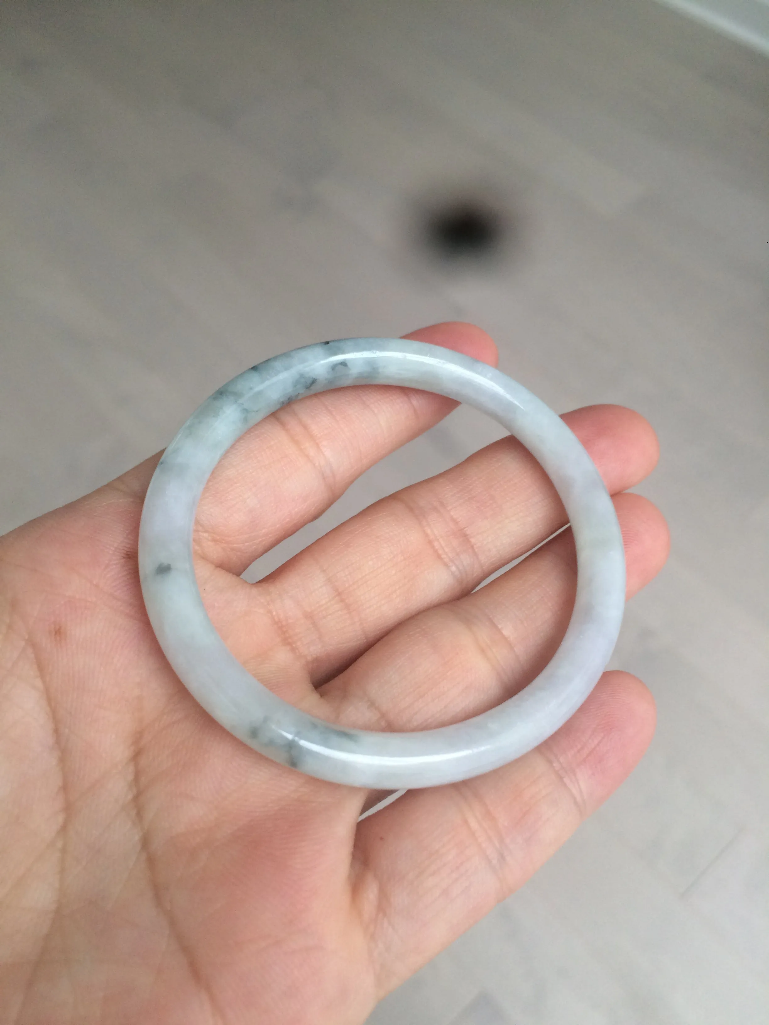 49.5mm Certified Type A 100% Natural icy light green purple round cut oval Jadeite Jade bangle AQ32-2403