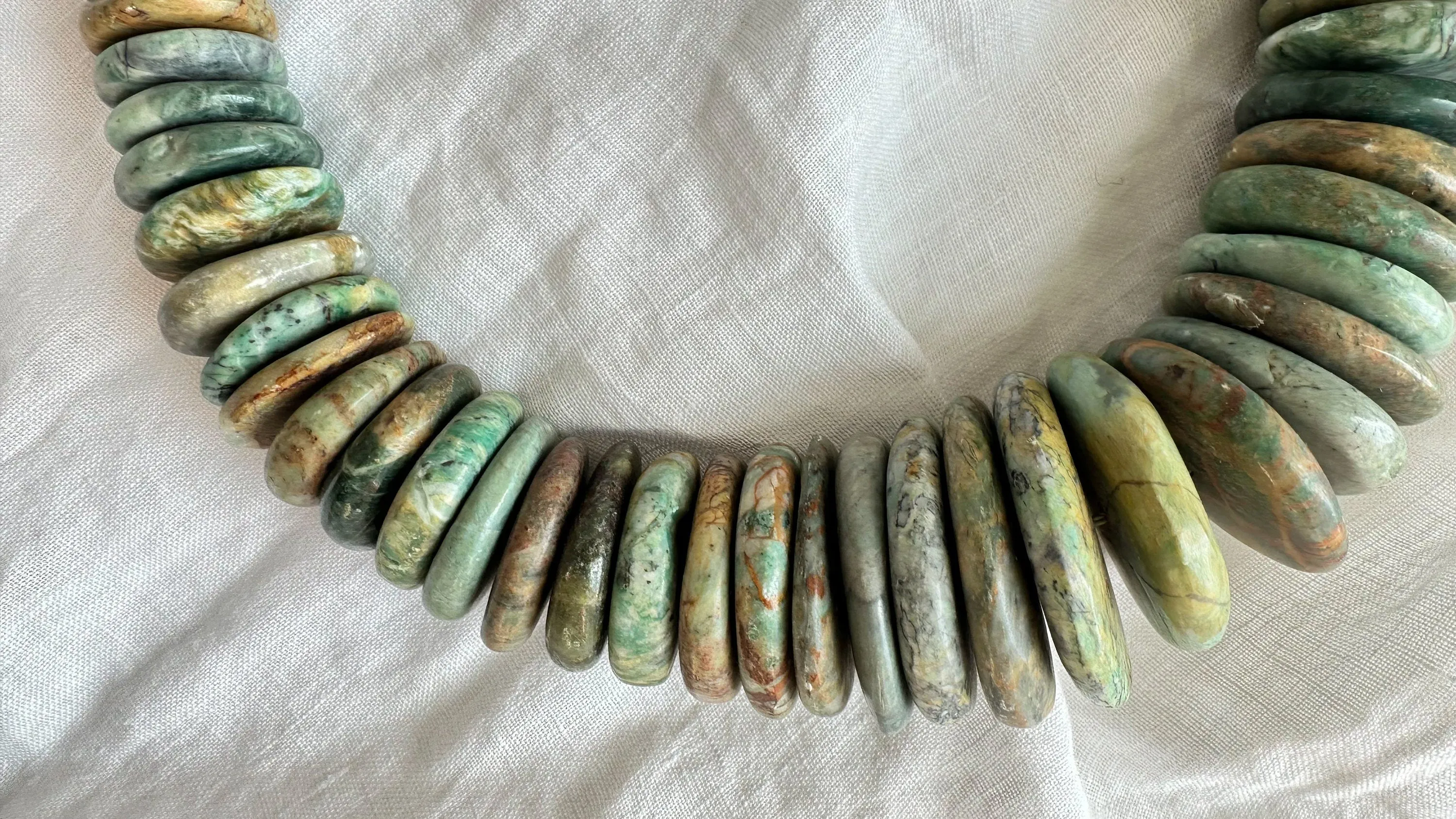 Jade Disks Choker Necklace. Guatemalan. Mayan Guatemalita. 1180
