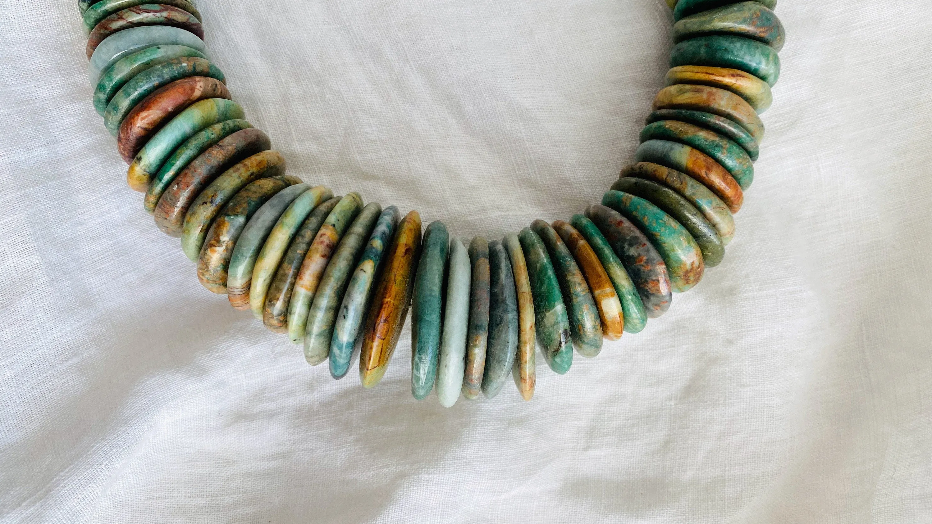 Jade Disks Choker Necklace. Guatemalan. Mayan Guatemalita
