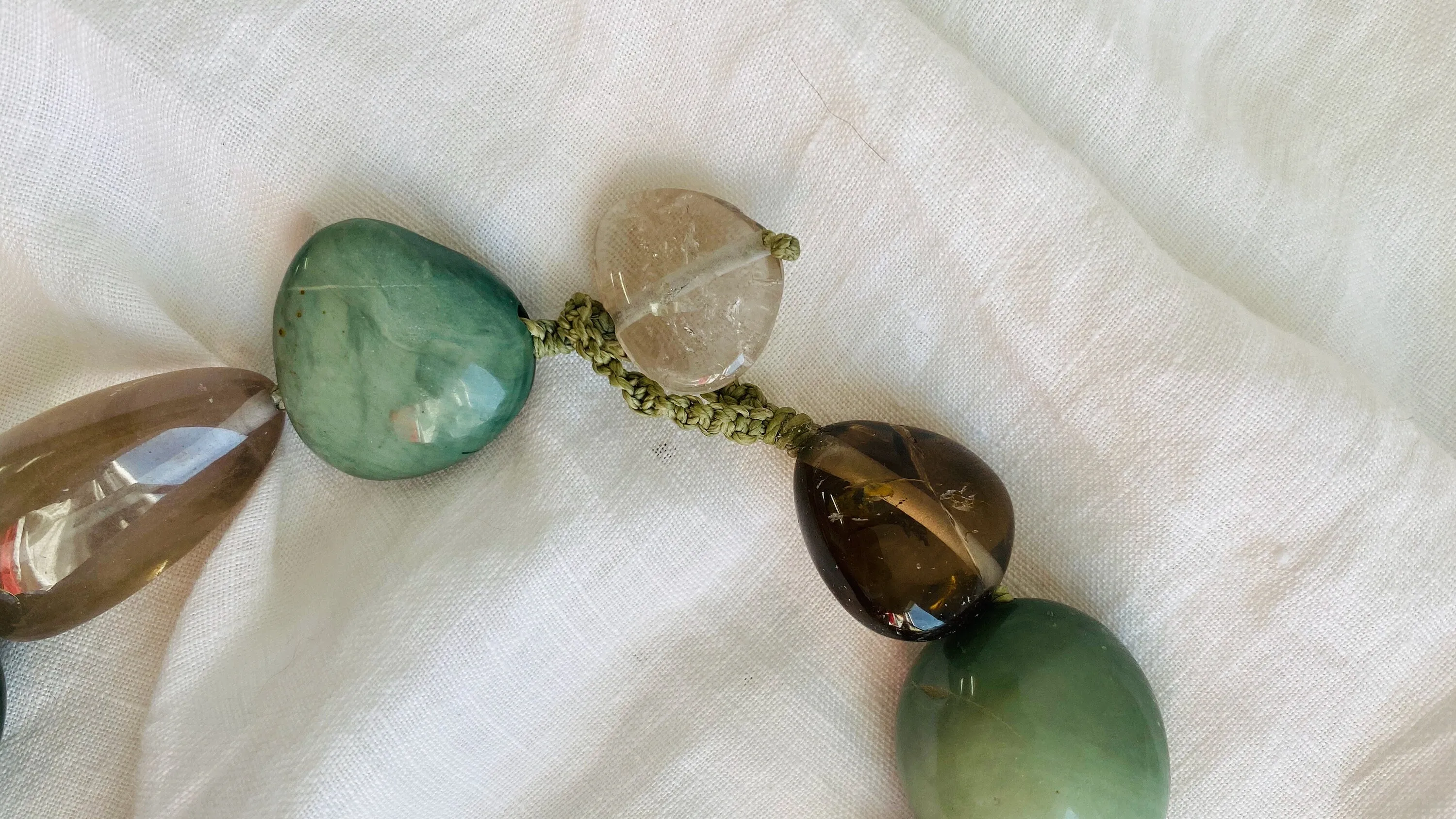 Jade Skull, Green Jasper, Quartz, Choker.