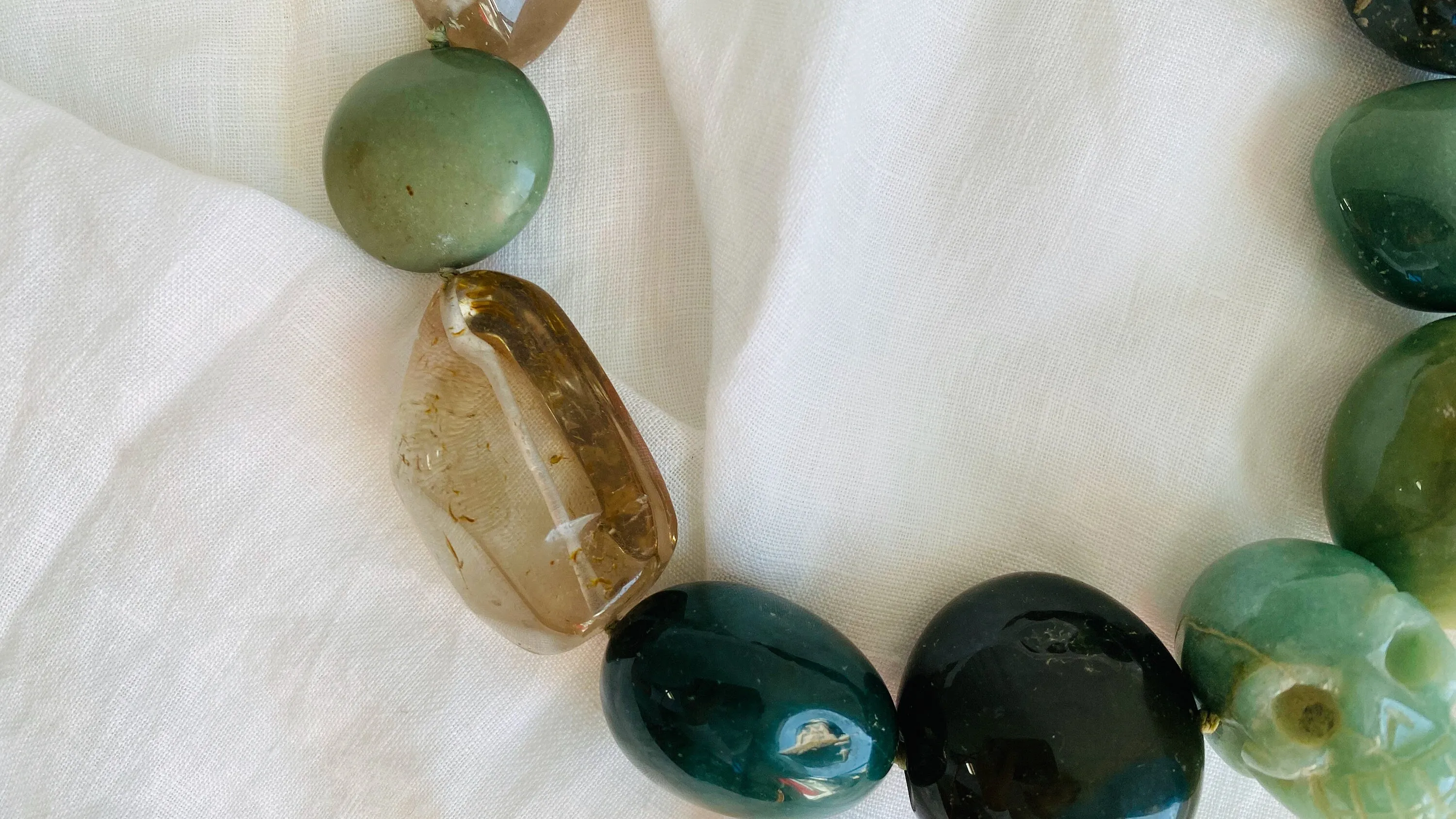 Jade Skull, Green Jasper, Quartz, Choker.