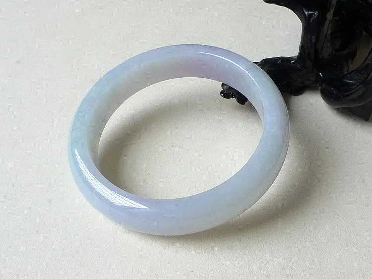 Natural Jade Bangle Jadeite Bangle Internal Diameter 56mm BER257