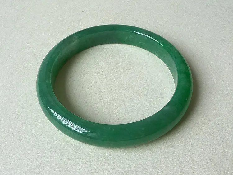 Natural Jade Bangle Jadeite Bangle Internal Diameter 57.5mm BER095