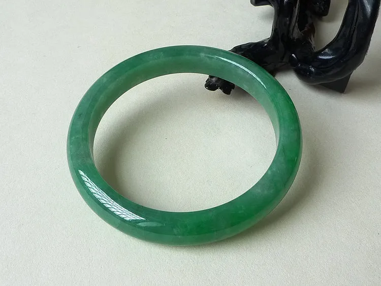 Natural Jade Bangle Jadeite Bangle Internal Diameter 57.5mm BER095