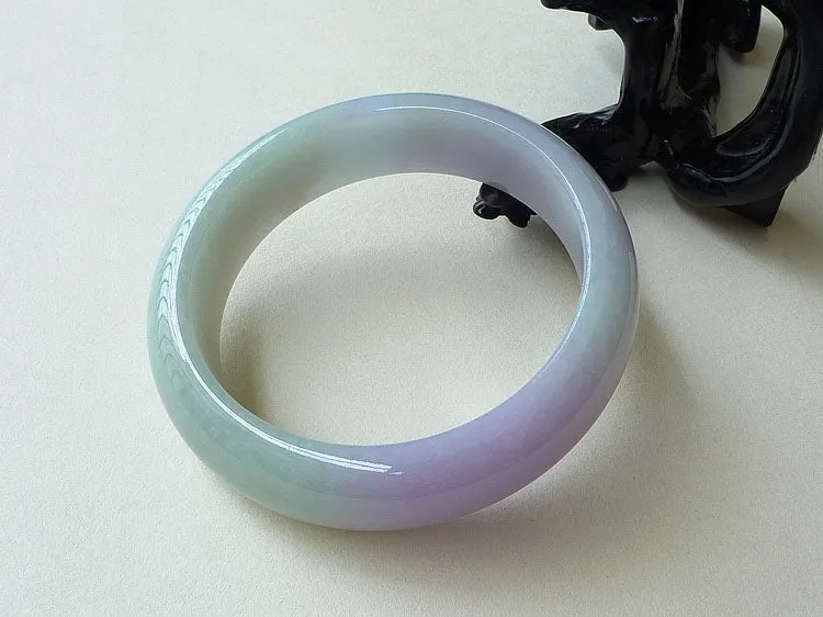Natural Jade Bangle Jadeite Bangle Internal Diameter 57mm BER264
